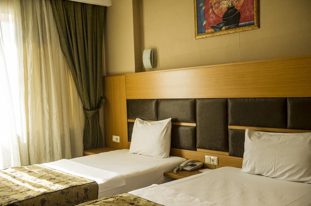 Pinar Elite Hotel Adana Esterno foto